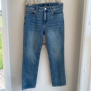 Lauren Ralph Lauren mid rise ankle length slightly distressed jeans size 6 NWOT